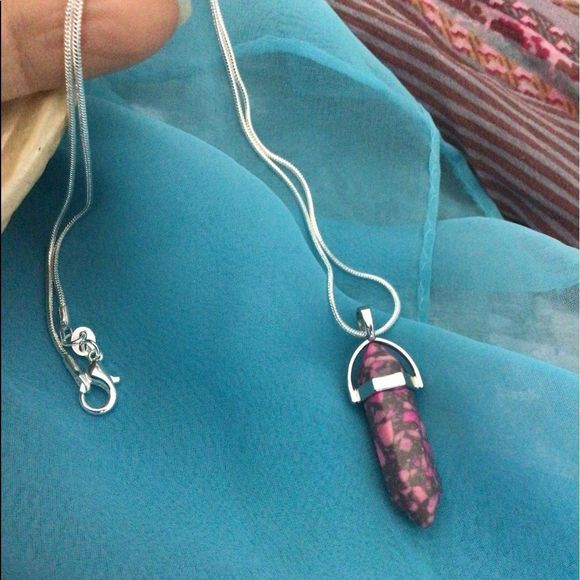 NWT Natural Gemstone 18”Chain & Pendant Pointed Chakra Hexagon Pink Gray - Picture 3 of 13